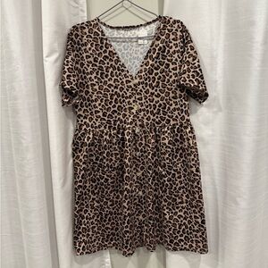 SHEIN Leopard Print V-Neck Dress